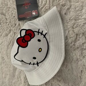 Hello Kitty x Giants Bucket Hat